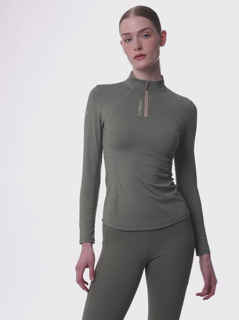 Indlæs og afspil video i Gallery Viewer, AW25 LM Classique Base Layer Rosemary