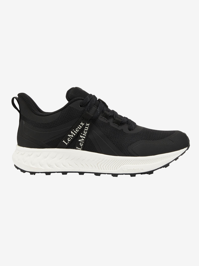 Indlæs billede i Gallery Viewer, AW24 Trax 2.0 Waterproof Trainers Black
