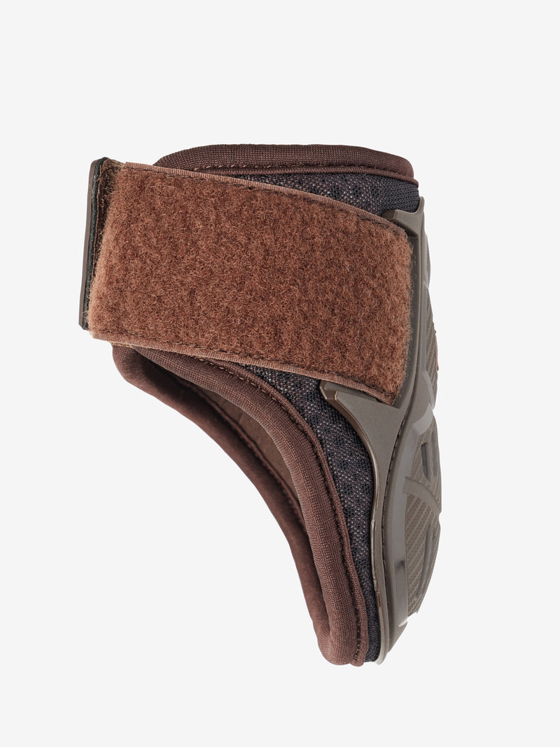 Indlæs billede i Gallery Viewer, LM Motion Cool Fetlock Boot Brown
