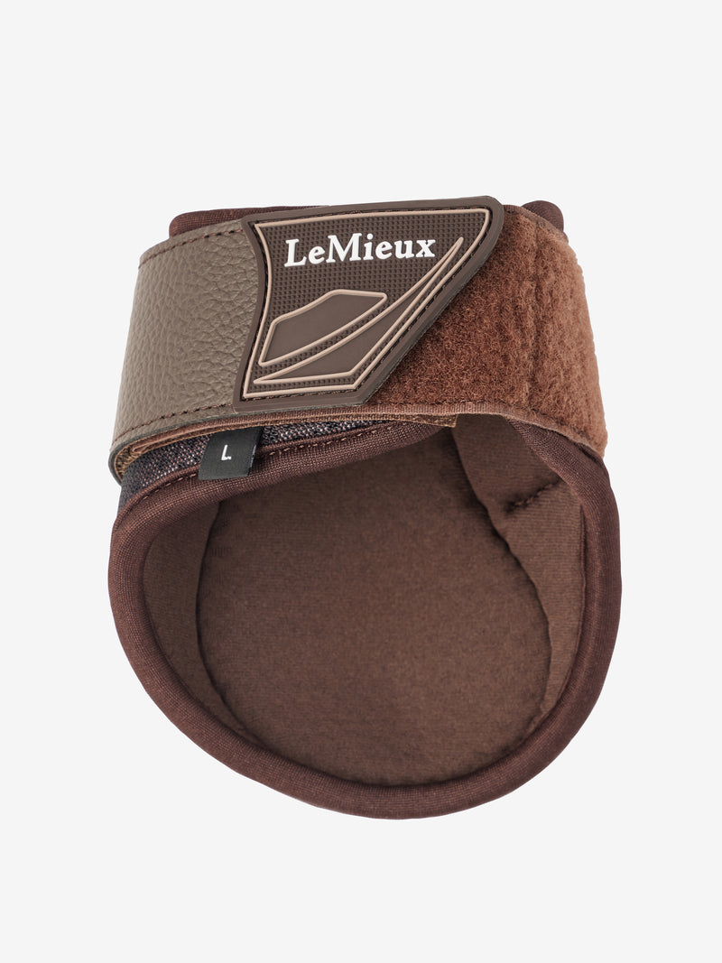 Indlæs billede i Gallery Viewer, LM Motion Cool Fetlock Boot Brown
