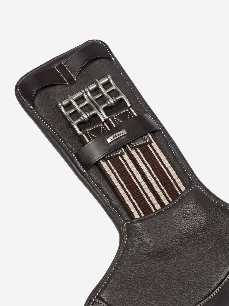 Indlæs billede i Gallery Viewer, Arika Contoured Short Stud Girth Brown
