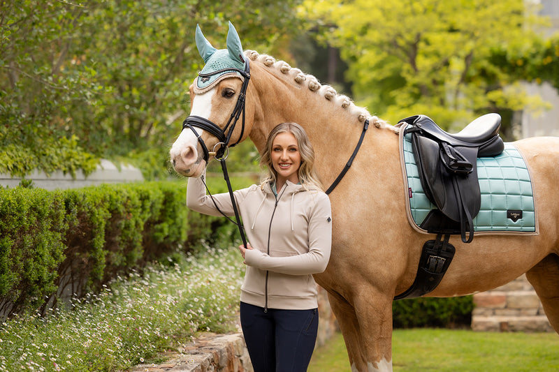 Indlæs billede i Gallery Viewer, SS25 Loire Classic Dressage Square Aqua

