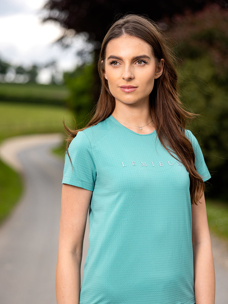 Indlæs billede i Gallery Viewer, SS25 Sports T-Shirt Lagoon
