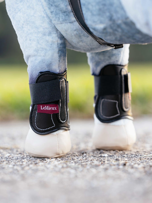 SS25 Toy Pony Capella Boots Black