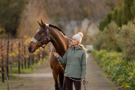 AW25 LM Vogue Headcollar & Leadrope Damson