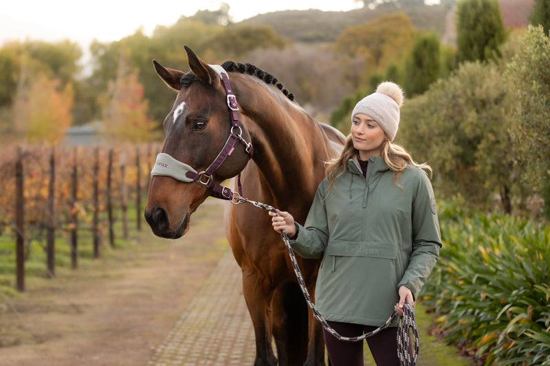 Indlæs billede i Gallery Viewer, AW25 LM Vogue Headcollar &amp; Leadrope Damson
