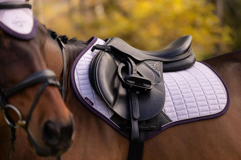 Indlæs billede i Gallery Viewer, AW25 LM Suede Close Contact Square Lilac
