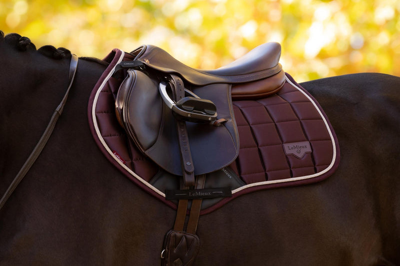 Indlæs billede i Gallery Viewer, AW25 LM Loire Classic Close Contact Square Damson
