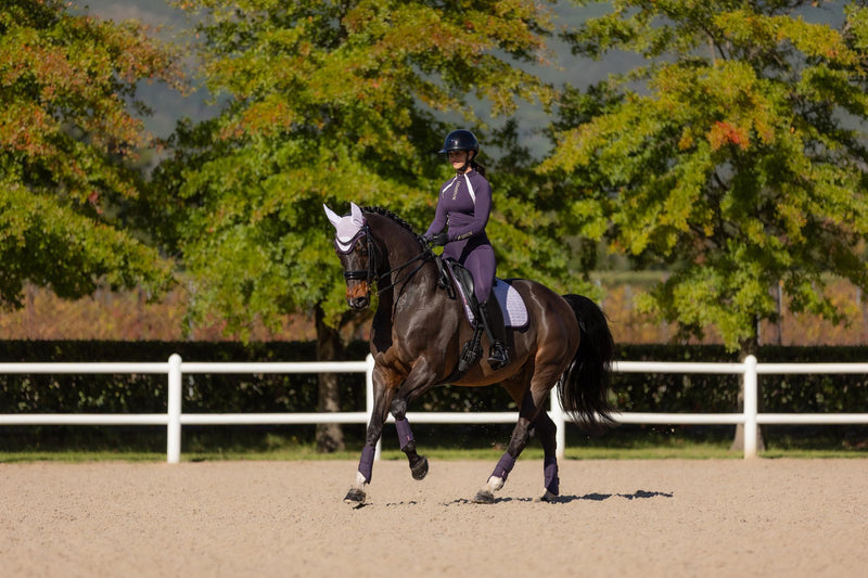 Indlæs billede i Gallery Viewer, AW25 LM Suede Dressage Square Lilac
