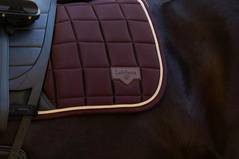 Indlæs billede i Gallery Viewer, AW25 LM Loire Classic Dressage Square Damson
