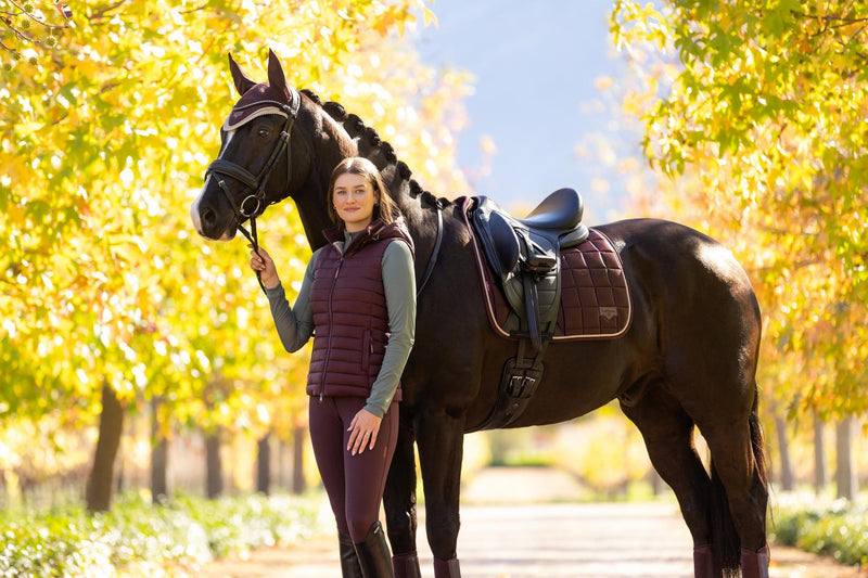 Indlæs billede i Gallery Viewer, AW25 LM Loire Classic Dressage Square Damson
