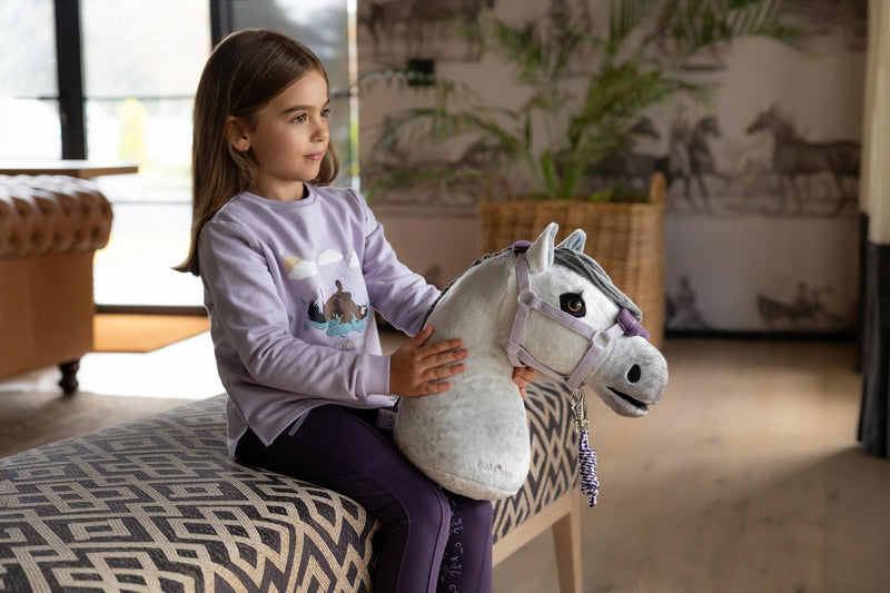 Indlæs billede i Gallery Viewer, AW25 LM Hobby Horse Earl
