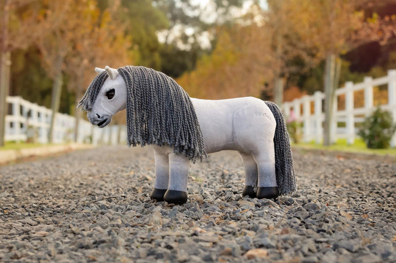 Indlæs billede i Gallery Viewer, AW25 LM Toy Pony Blanca
