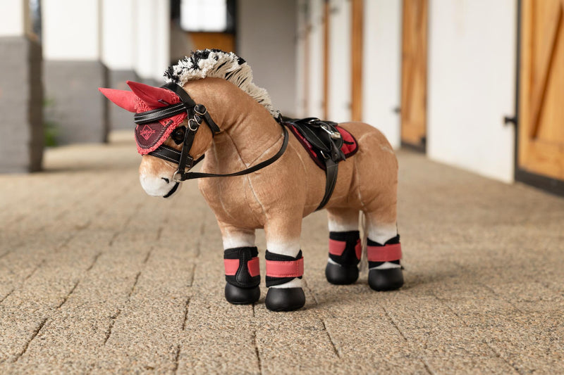 Indlæs billede i Gallery Viewer, AW25 LM Toy Pony Oskar
