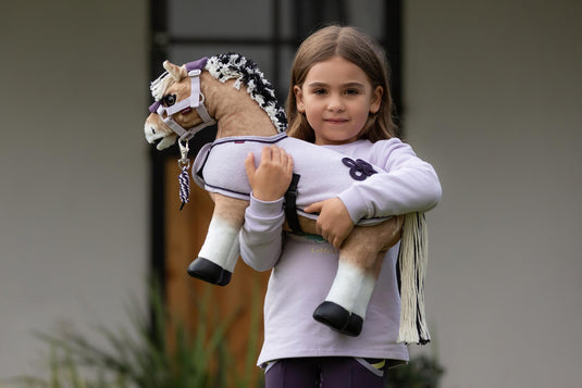 AW25 LM Toy Pony Oskar