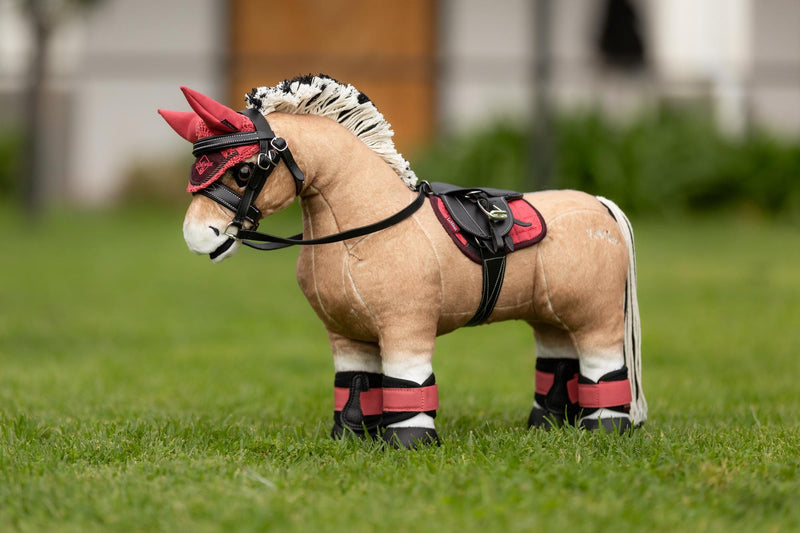 Indlæs billede i Gallery Viewer, AW25 LM Toy Pony Pad Cranberry
