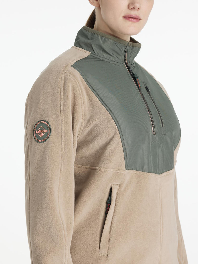Indlæs billede i Gallery Viewer, AW25 LM Clara Hybrid Fleece Rosemary
