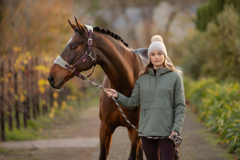 Indlæs billede i Gallery Viewer, AW25 LM Phoebe Half Zip Waterproof Anorak Rosemary
