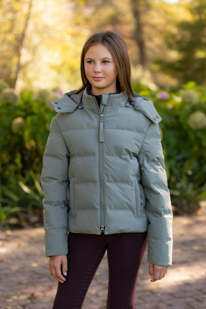 Indlæs billede i Gallery Viewer, AW25 LM Young Rider Daisy Waterproof Coat Rosemary
