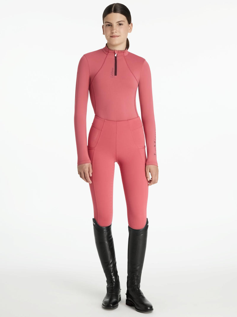 Indlæs billede i Gallery Viewer, AW25 LM Young Rider Classique Base Layer Cranberry
