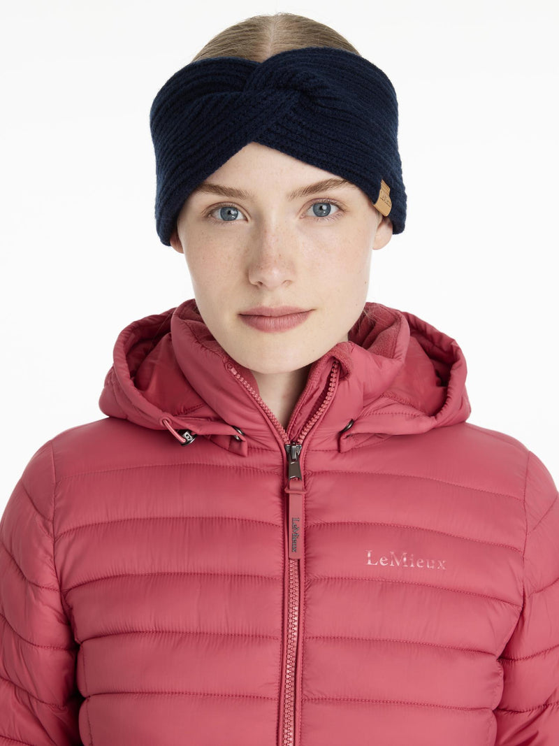 Indlæs billede i Gallery Viewer, AW25 LM Clara Rib Knot Headband Navy
