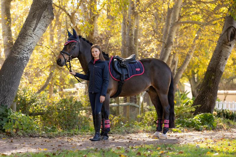 Indlæs billede i Gallery Viewer, AW25 LM Young Rider Thea Water Resistant Jacket Navy
