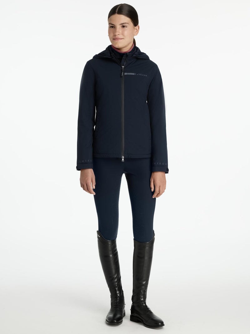 Indlæs billede i Gallery Viewer, AW25 LM Young Rider Thea Water Resistant Jacket Navy
