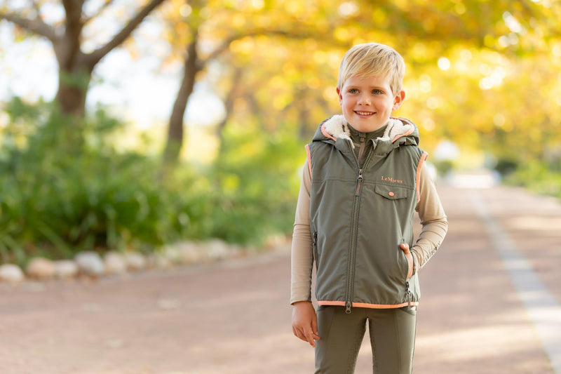Indlæs billede i Gallery Viewer, AW25 LM Mini George Gilet Rosemary
