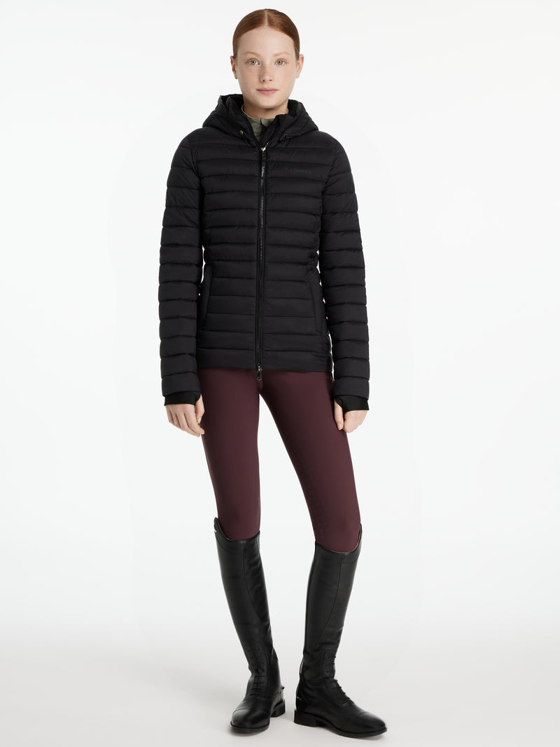 Indlæs billede i Gallery Viewer, AW25 LM Young Rider Ruby Puffer Jacket Black
