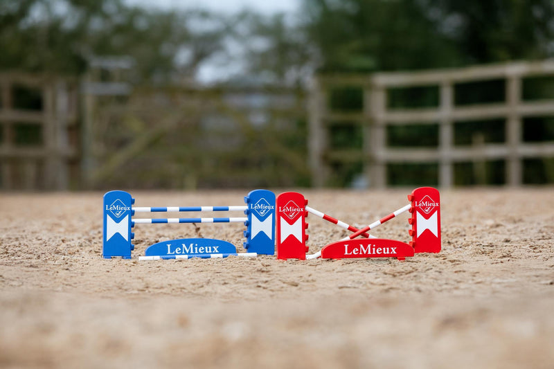 Indlæs billede i Gallery Viewer, AW25 LM Toy Pony Jump Set Benetton/Chilli/White
