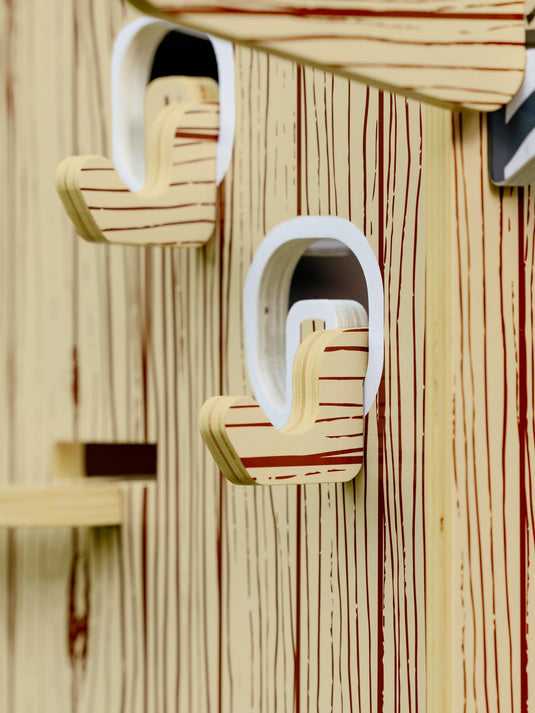 AW25 LM Toy Pony Wooden Stable Set