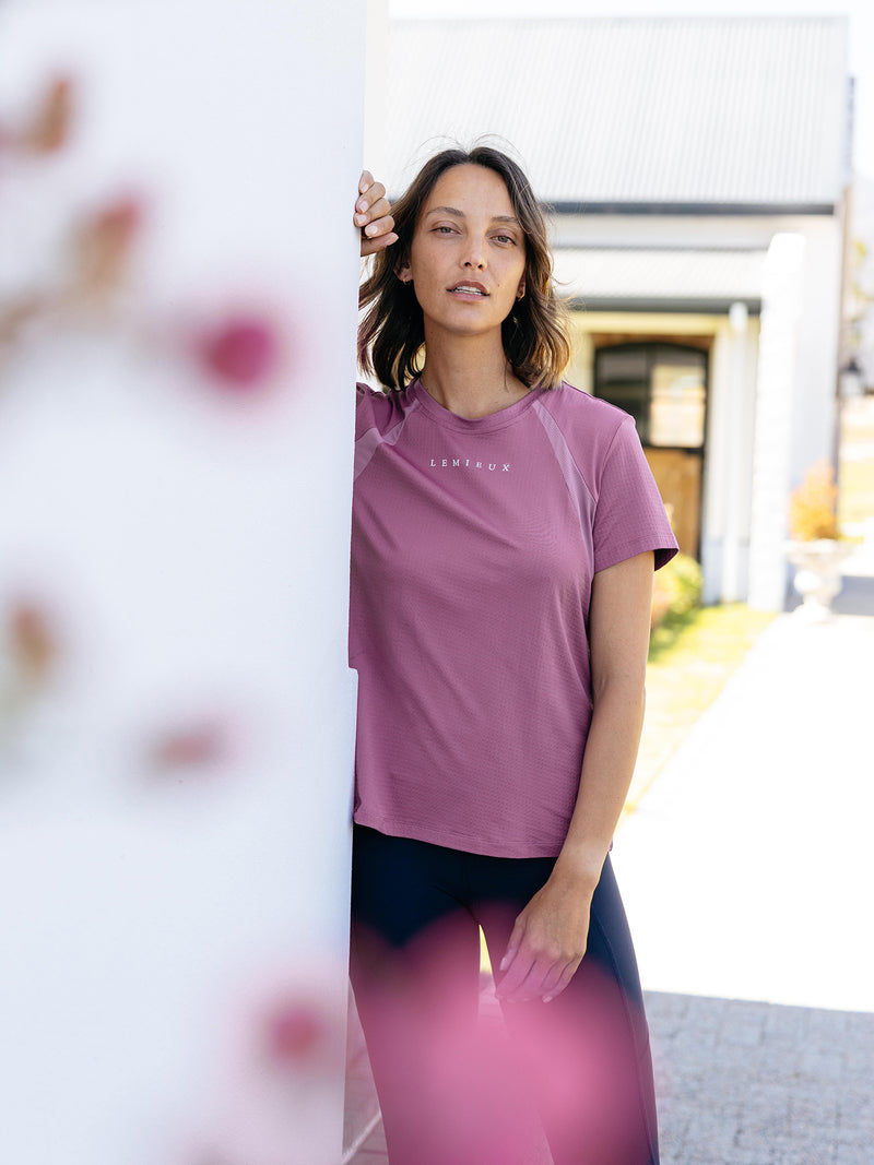 Indlæs billede i Gallery Viewer, SS26 Sports T-Shirt Mallow
