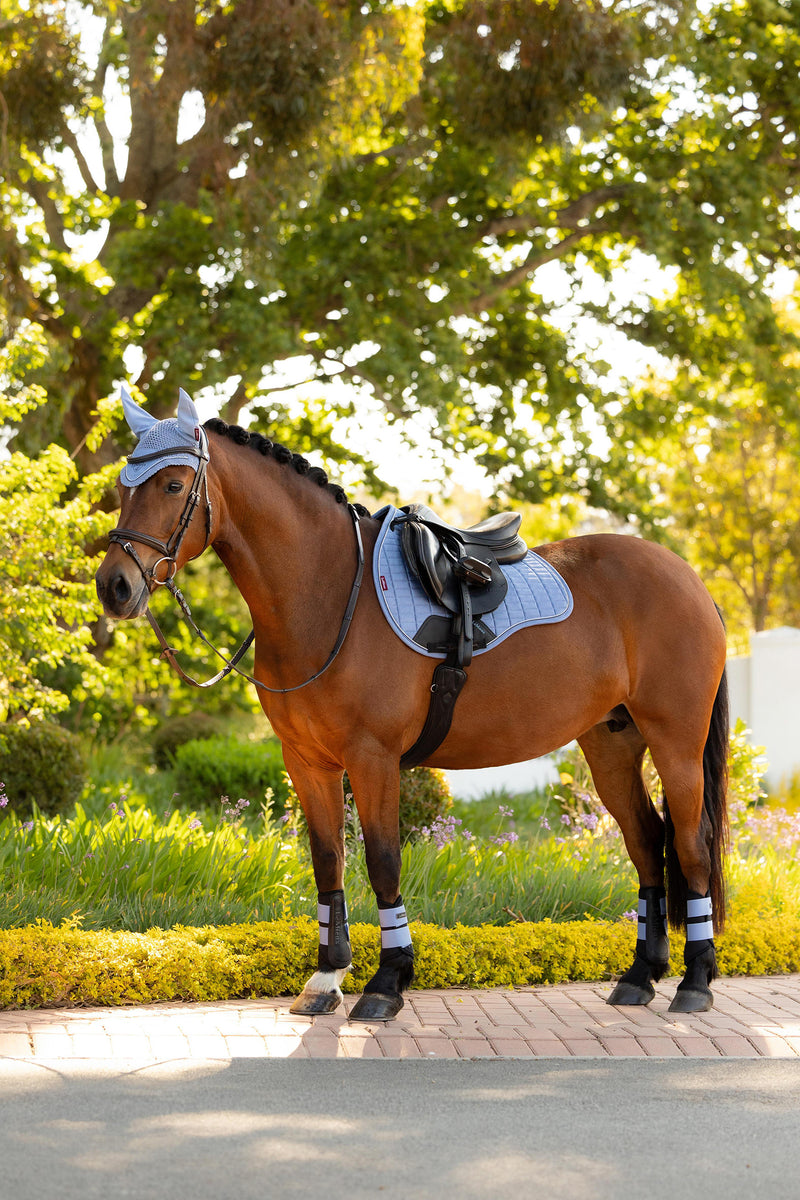 Indlæs billede i Gallery Viewer, SS26 Suede Close Contact Square Powder Blue
