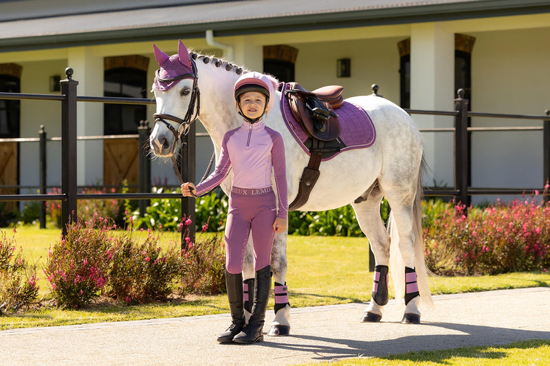 Indlæs billede i Gallery Viewer, SS26 Mini Suede Close Contact Square Mallow
