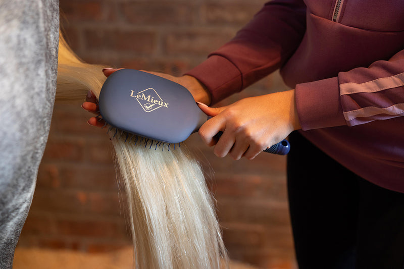 Indlæs billede i Gallery Viewer, SS26 Tangle Tidy Mallow
