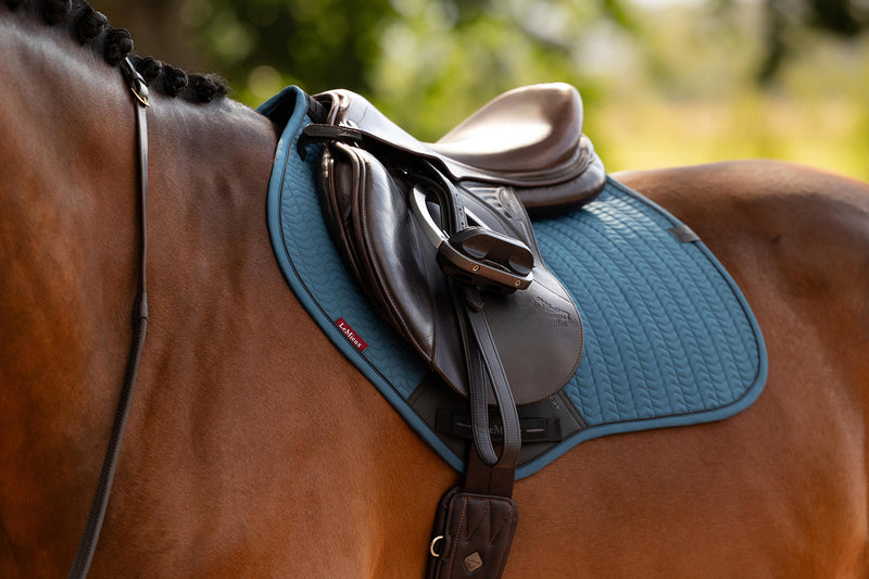 Indlæs billede i Gallery Viewer, SS26 Essence Close Contact Square Jungle
