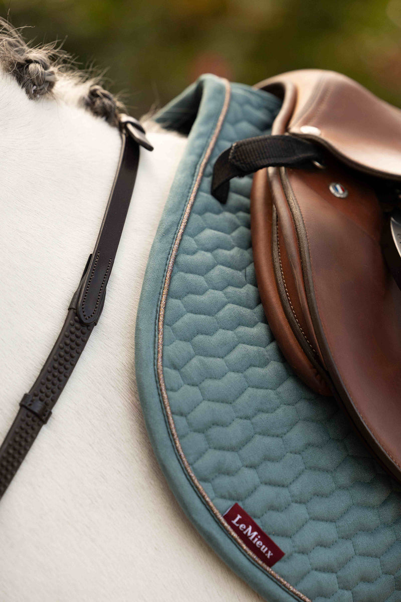 Indlæs billede i Gallery Viewer, Mini Suede Jump Square Aloe
