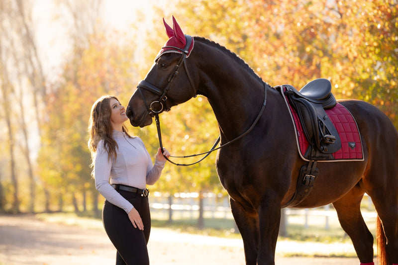 Indlæs billede i Gallery Viewer, AW24 Loire Classic Dressage Square Ember
