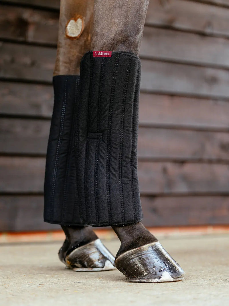 Indlæs billede i Gallery Viewer, LM Memory Foam Bandage Pads Black
