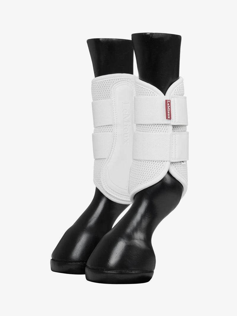 Indlæs billede i Gallery Viewer, LM CORE Mesh Brushing Boot White
