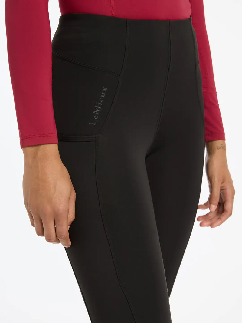 Indlæs billede i Gallery Viewer, LM Naomi Pull On Breeches Black - NY MODEL
