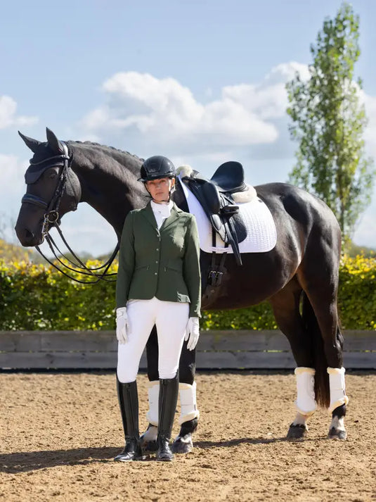 LM CORE Essence Dressage Square White