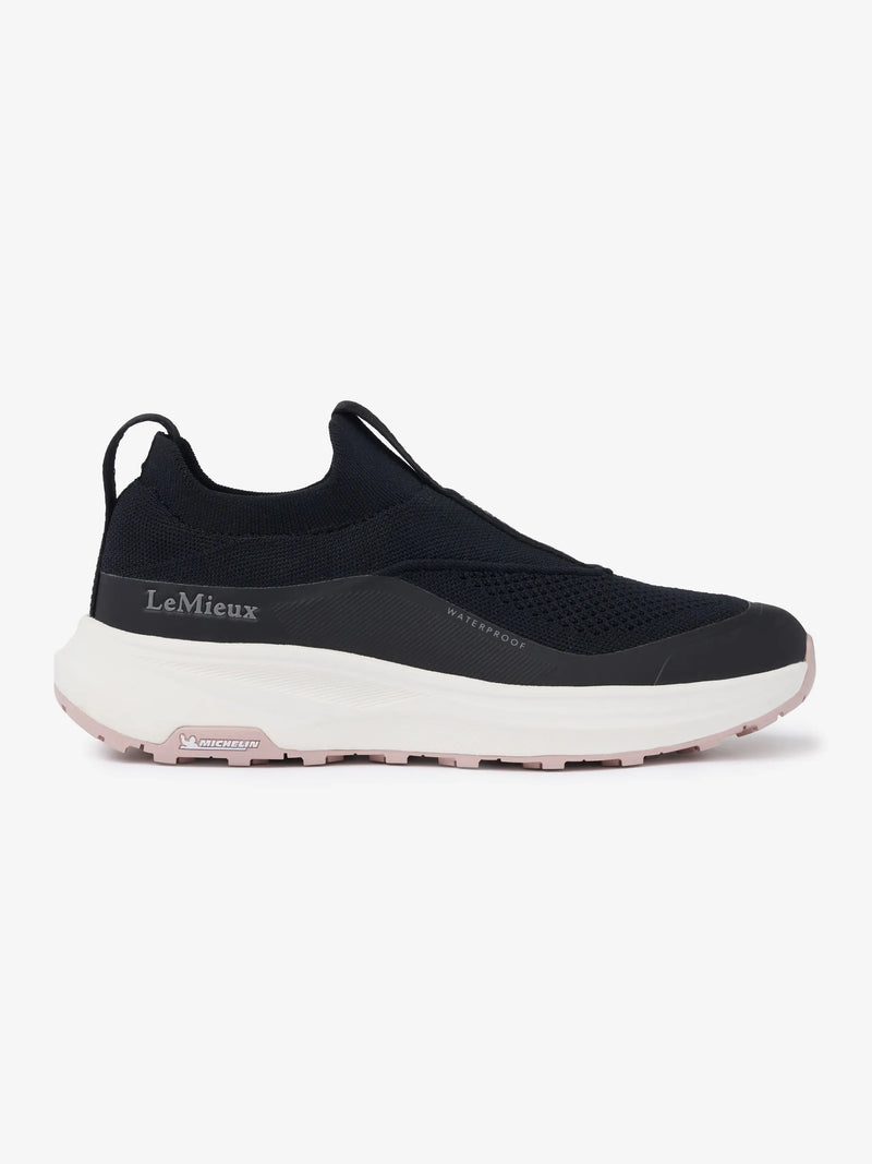Indlæs billede i Gallery Viewer, LM Kanta Slip On Waterproof Trainers Black
