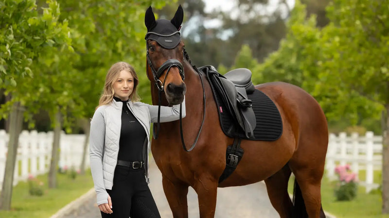 Indlæs billede i Gallery Viewer, SS26 Air-Tek Mesh Dressage Square Black
