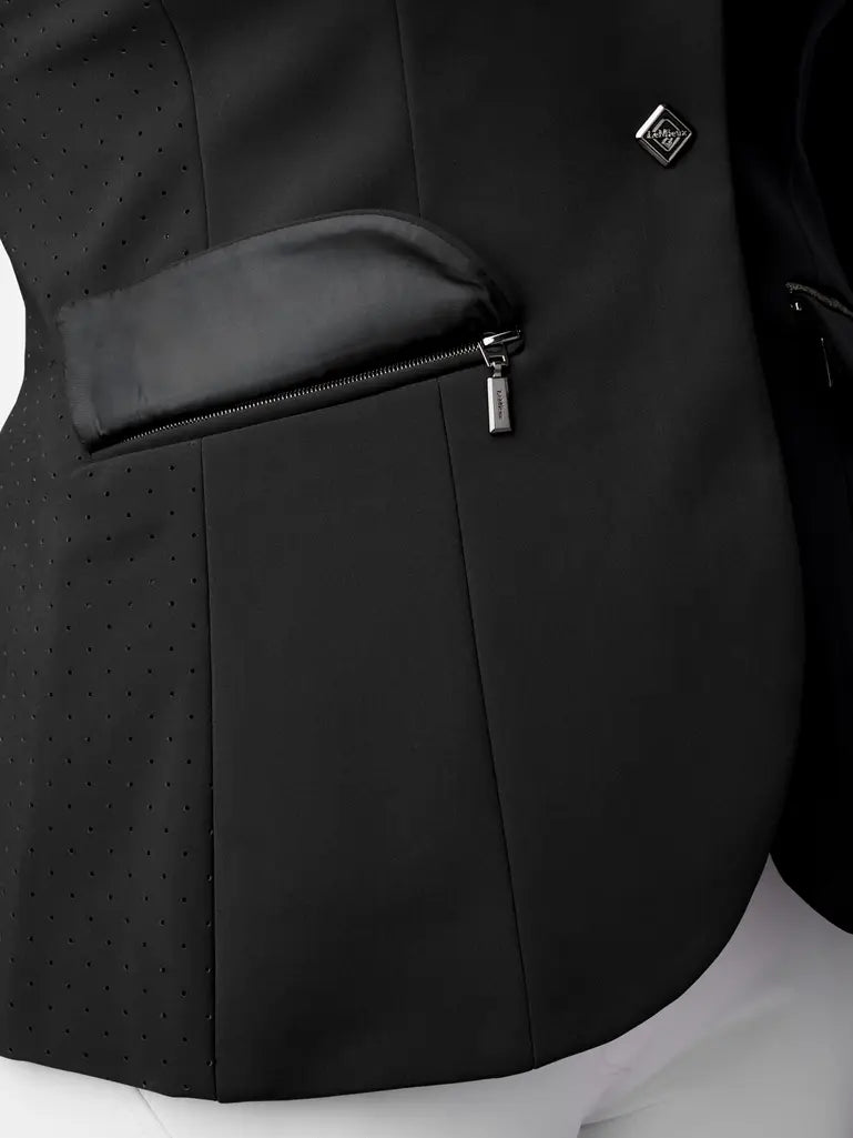 Indlæs billede i Gallery Viewer, CORE Dynamique Show Jacket Black
