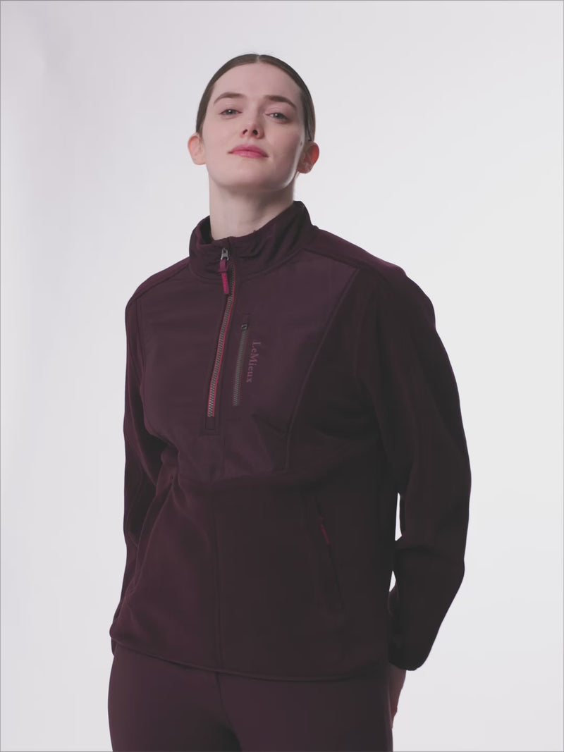 Indlæs og afspil video i Gallery Viewer, AW25 LM Clara Hybrid Fleece Damson
