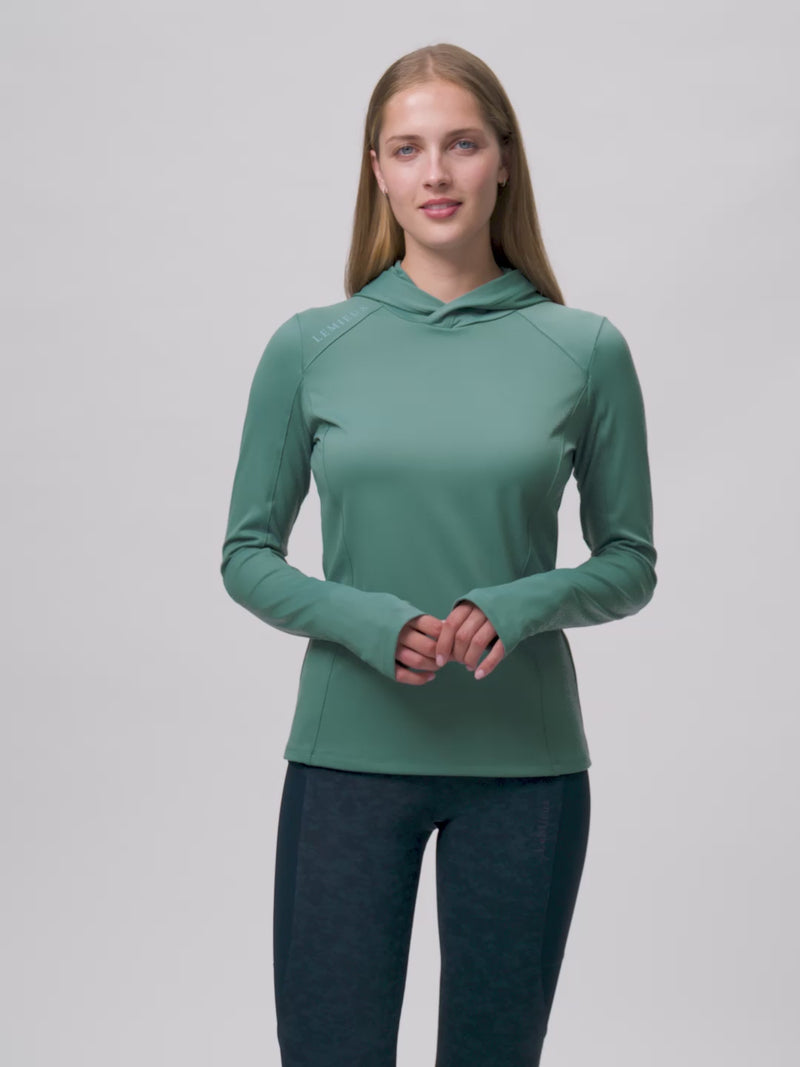 Indlæs og afspil video i Gallery Viewer, Heidi Hooded Mid Layer Aloe

