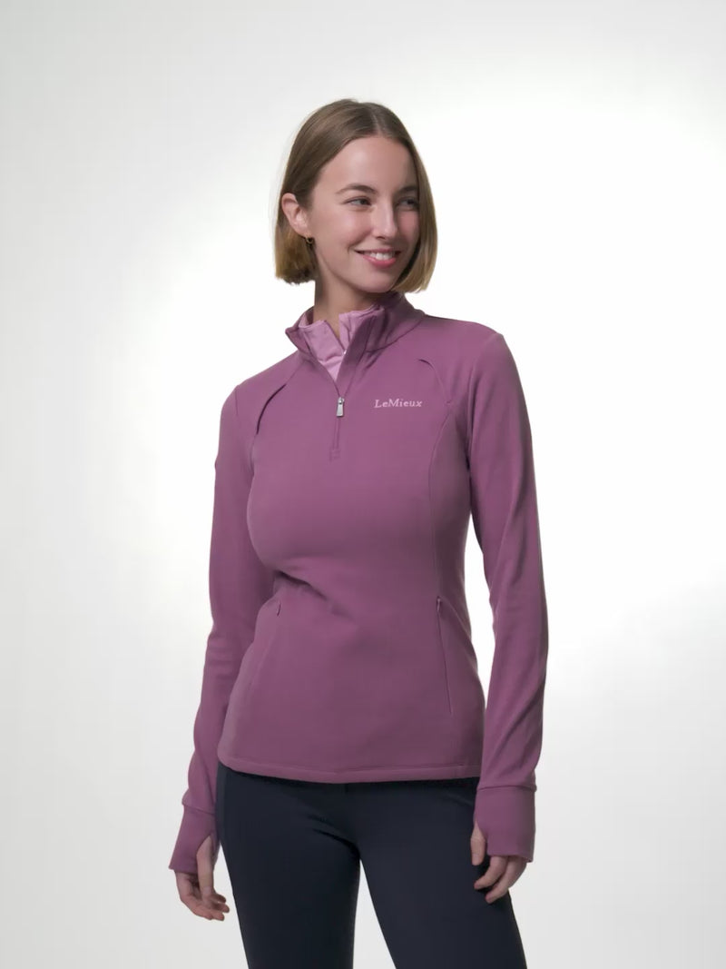 Indlæs og afspil video i Gallery Viewer, SS26 Frances Quarter Zip Fleece Mallow
