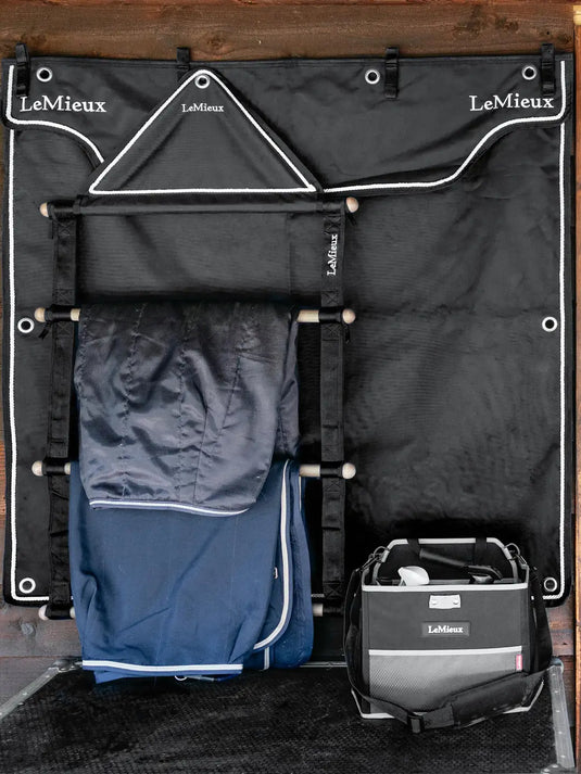 Lm(f) Show Rug Hanging Rack Black