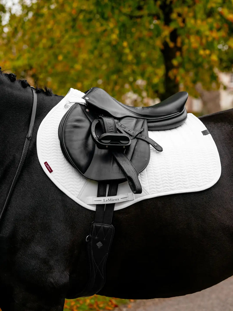 Indlæs billede i Gallery Viewer, LM Essence Eurojump Square White
